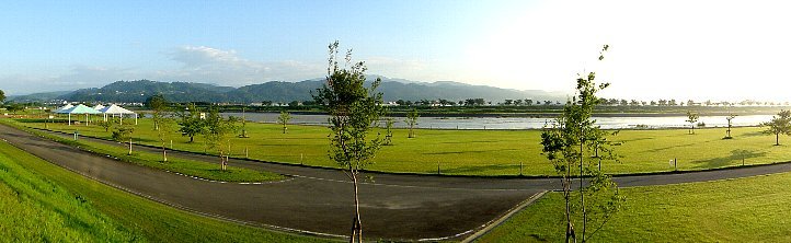 河川敷公園