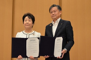 県立河北病院および市立病院の統合再編・新病院整備に関する協議会の様子