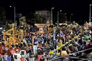 神輿の祭典の画像